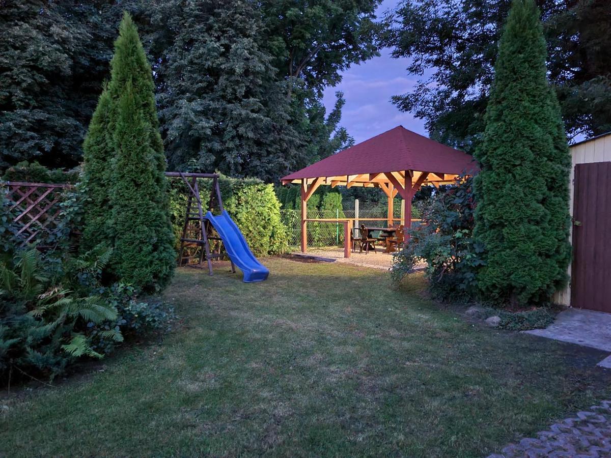 Apartament Kazimierza Wielkiego Sosnica  ภายนอก รูปภาพ